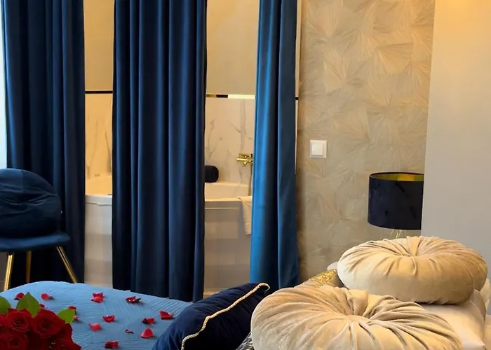 Gold Centrum * צ'סטוצ'ובה